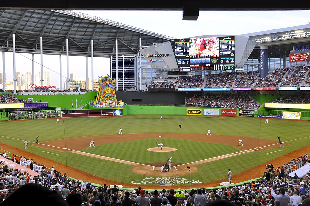 Fans Watching a Baseball Game at the Miami Marlins Stadium Editorial Image  - Image of competition, audience: 41195210